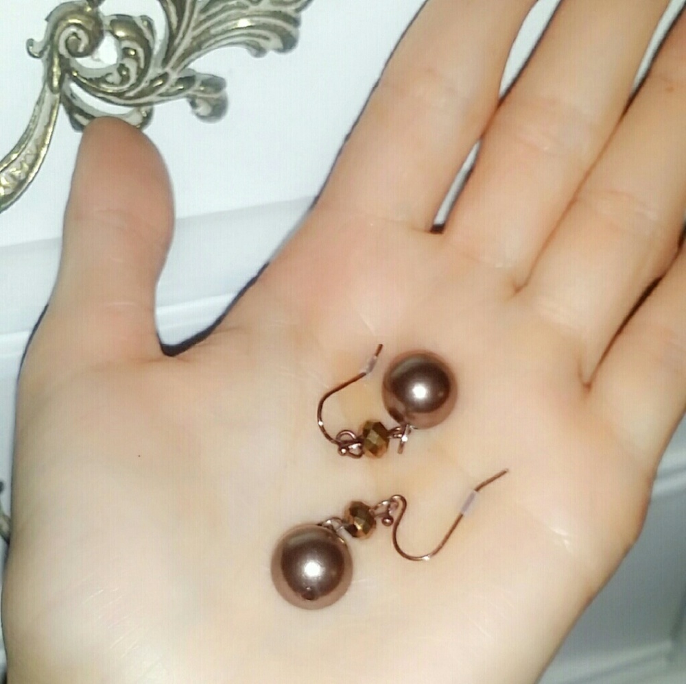Classic Pearl - Like Earrings